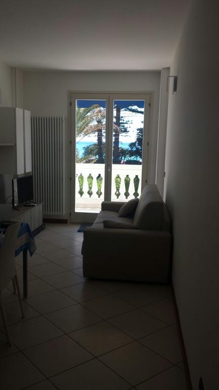 The Great Beauty Apartment Bordighera Exterior photo